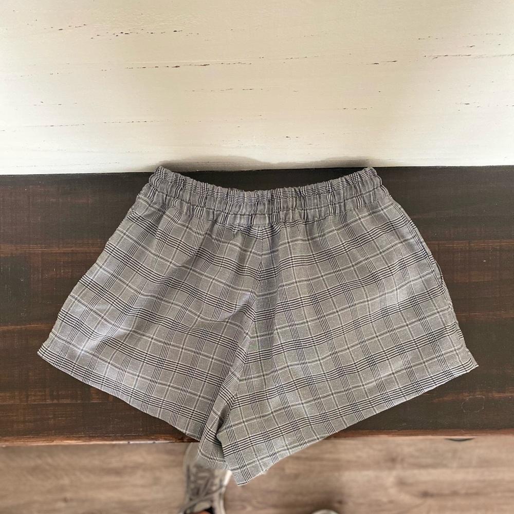 Triangl shorts